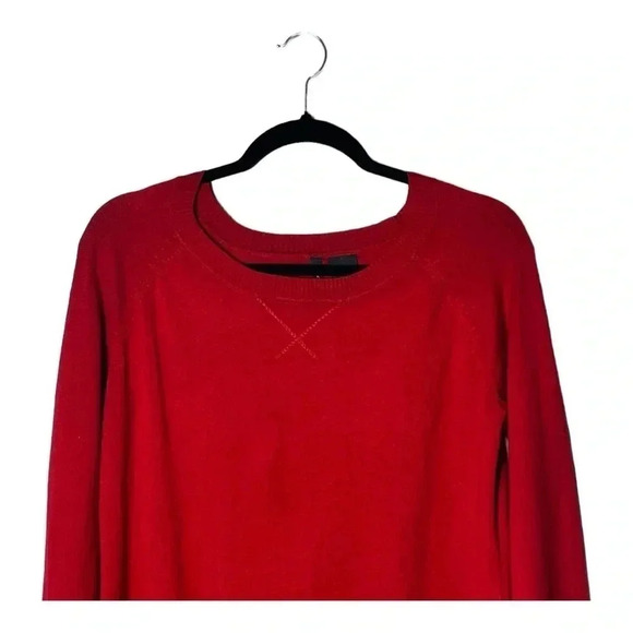 1932. NEW DIRECTIONS LONG SLEEVE SWEATER RED IN COLOR SIZE SMALL KNITTED SLITS - Picture 2 of 7
